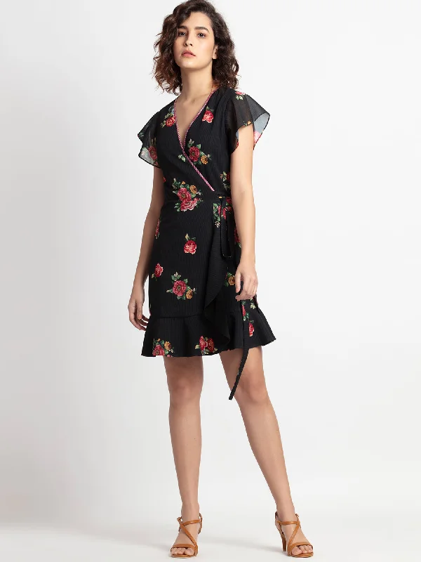 Rose Garden Wrap Dress Best mini dresses for hourglass body shape