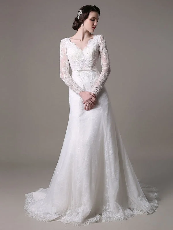 Vintage Lace Wedding Dress A-Line With Long Sleeves Pearls Applique And Chapel Train Silk Bridal Dress